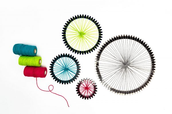 "Sprocket Science" Gear Looms – Made in Canada - Image 2