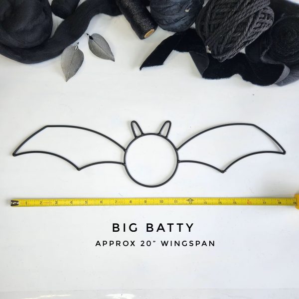 “SUGAR BATTY” Bat Frame – Halloween Décor – Made in Canada - Image 3