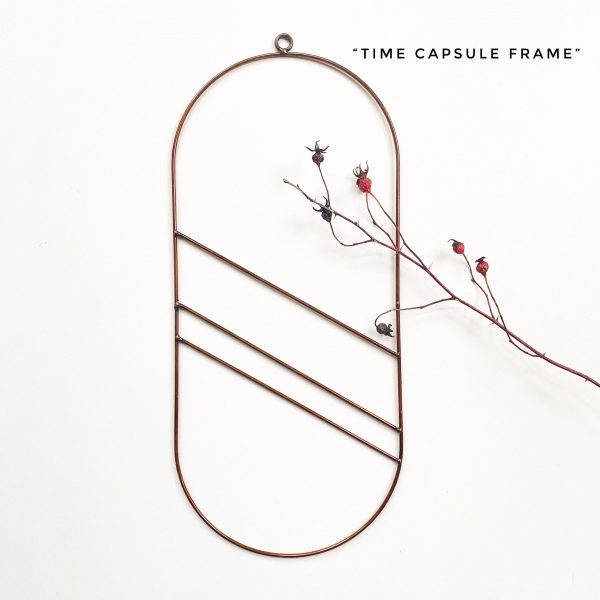Time Capsule Oval Frame – Made in Canada