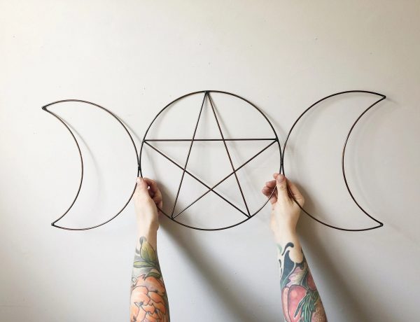 Moon Phase Pentagram Frame – Wall Hanging